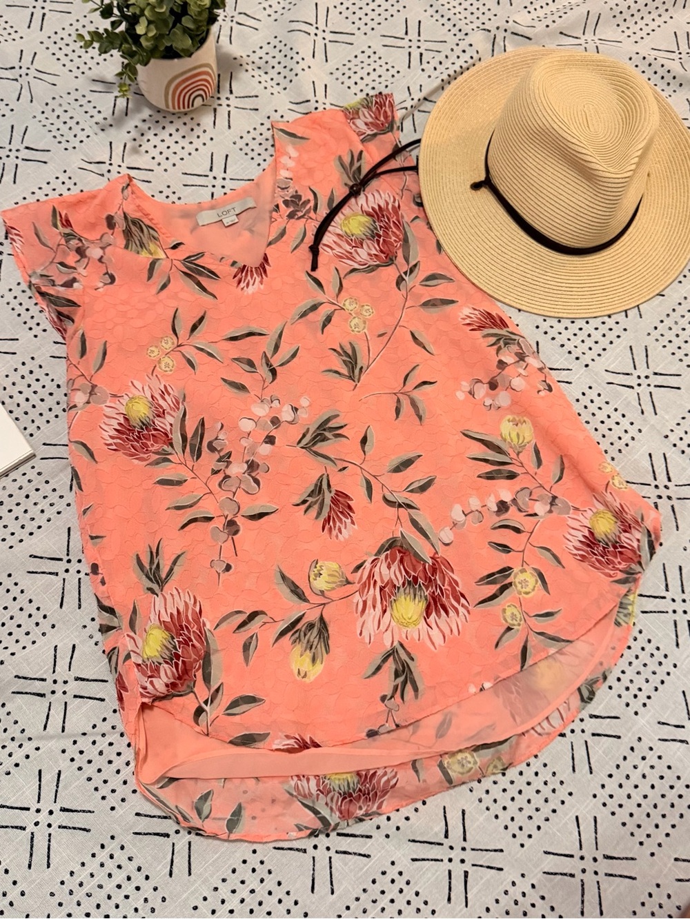 LOFT Coral Pink Floral Sleeveless Blouse